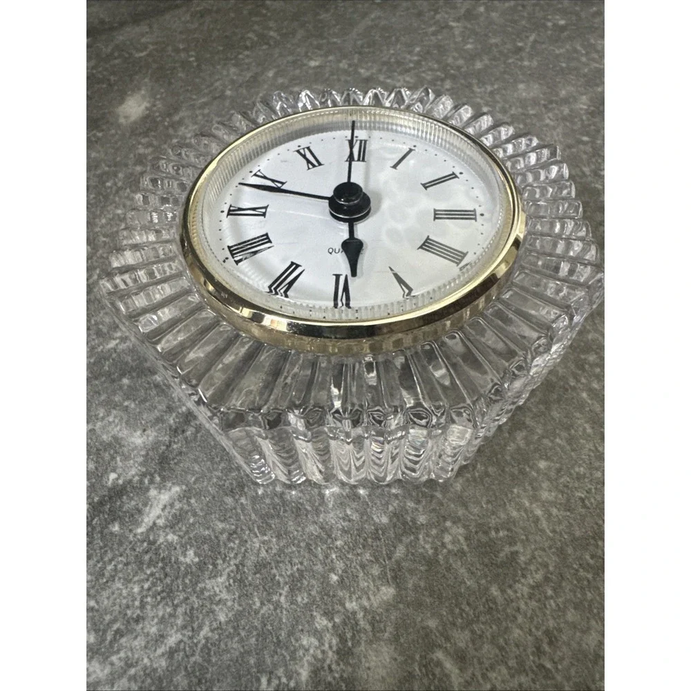Vintage Glass Octagon Quartz Desk Clock Clear Roman Numeral Retro Decor